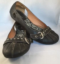 Gitano Sign Womens Size 6.5 Black White Stitch Mary Jane Buckle So Cute