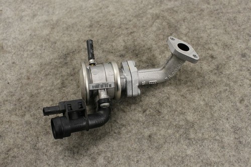 Audi R8 42 & R8 4S Kombiventil 07L131101F AGR Ventil Adapter 07L131166G rechts
