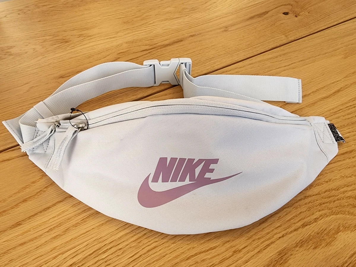 Nike Heritage Fanny Pack