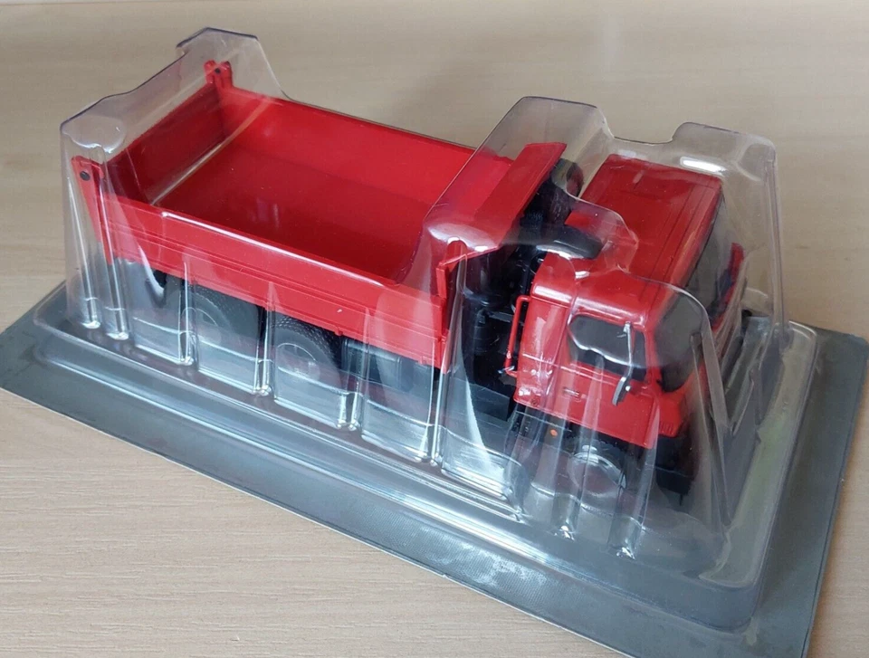 Tatra 815 S3 6x6, 1983, escala 1/43, De Agostini Foto 4 de 4