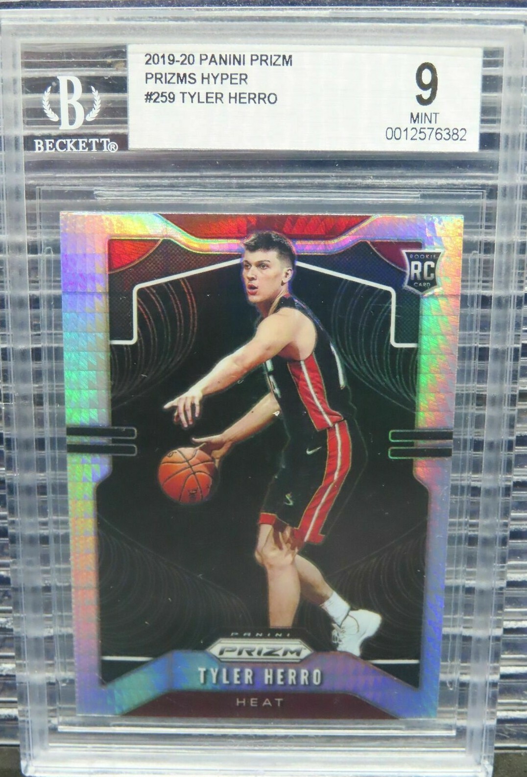 2019-20 Prizm Tyler Herro Hyper Prizm Rookie RC #259 BGS 9 Heat MINT