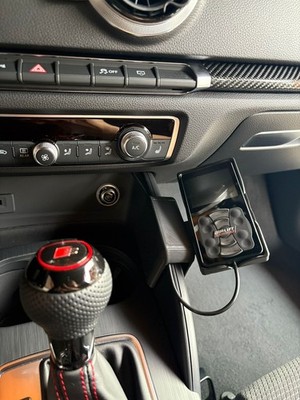Airlift Performance Halterung für Audi A3/S3/RS3