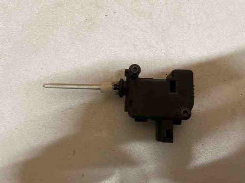 MERCEDES-BENZ C W203 Tankverschluss A2038201997 2.20 Diesel 105kw 2003 22177921