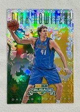 2012-13 Panini Crusade Green Prizm Refractor Dirk Nowitzki /25
