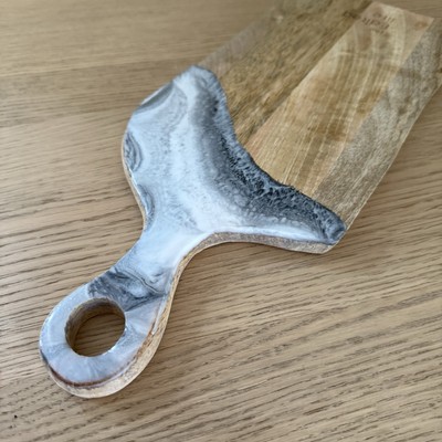 Custom Schneidebrett Resin Charcuterie Board Schachspiel Handarbeit Epoxidharz Kunst