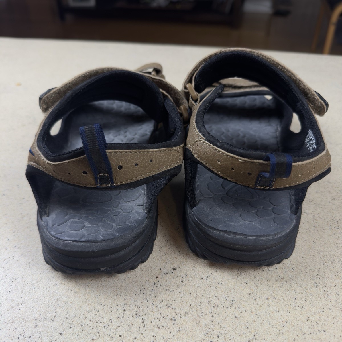 Vintage Nike ACG Air Deschutz Sandals Mens Size 7 Brown 