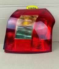 Toyota Corolla Rücklicht Heckleuchte komplett R Bj 2004 353630