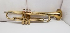 FRANK HOLTON CO COLLEGIATE TRUMPET WITH ORIGINAL CASE.
