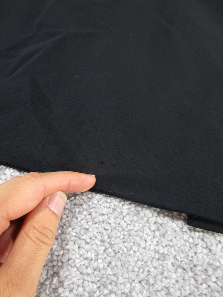 Falda lápiz Armani Collezioni para mujer 10 ropa de oficina de lana negra *agujeros Foto 2 de 4