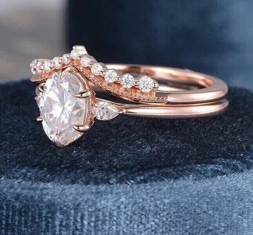 Anello da sposa 2,80 CTW taglio ovale moissanite abbinato placcato oro rosa 14 carati - Foto 2 di 10