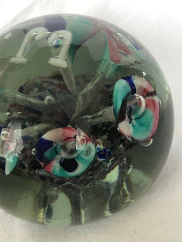 Antique GLASS PAPERWEIGHT over 100 years old Blue Green Pink Colors Hand blown - Picture 11 of 11
