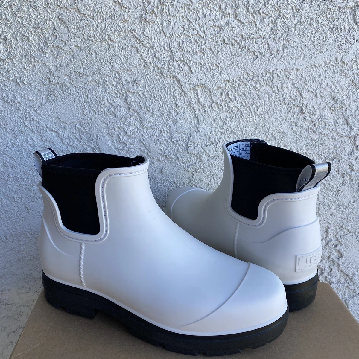 White ugg rain sale boots