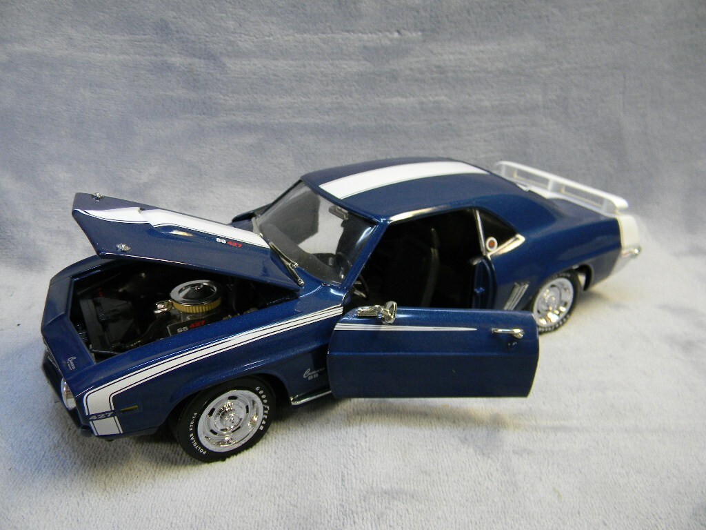 ERTL アーテル　1/18 1971 カマロ　BALDWIN MOTION 1971 Camaro Ss454 Baldwin Motion 1 18th Limited Edition