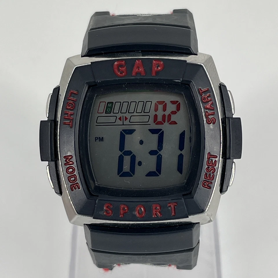 Reloj Digital Gap Diseño Cabeza de Lobo Rojo y Negro Tono Plata Botones BATERÍA NUEVA Foto 2 de 4