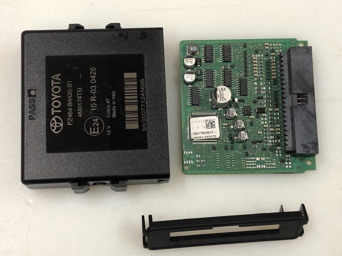 PZ464 B4420 B1 Toyota PDC Parking Distance Control Unit Cobra AT