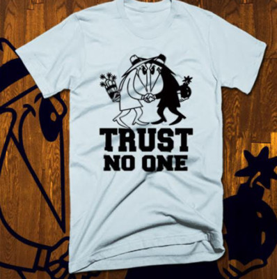 Spy Vs Spy HOT NEW Shirt 1980s Trust no one White Unisex S-5Xl