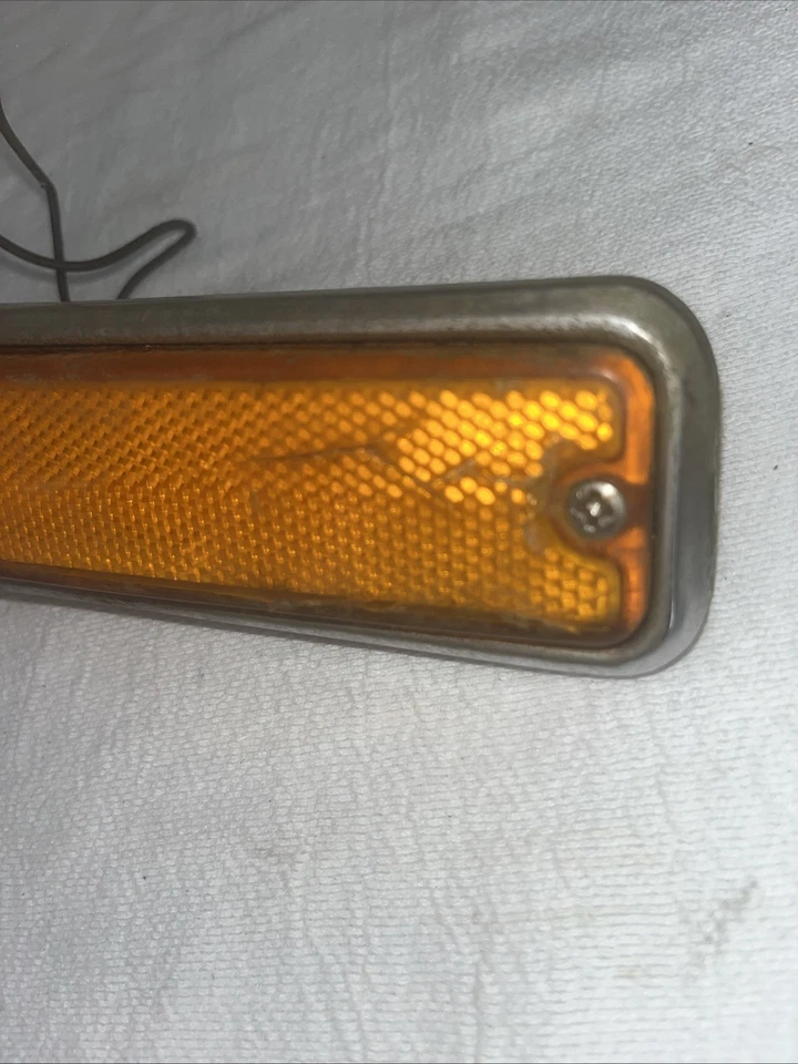 Jeep J10 J20 Grand Wagoneer Parking Side Marker 74-91 Front Passenger Light OEM - Image 3 of 4