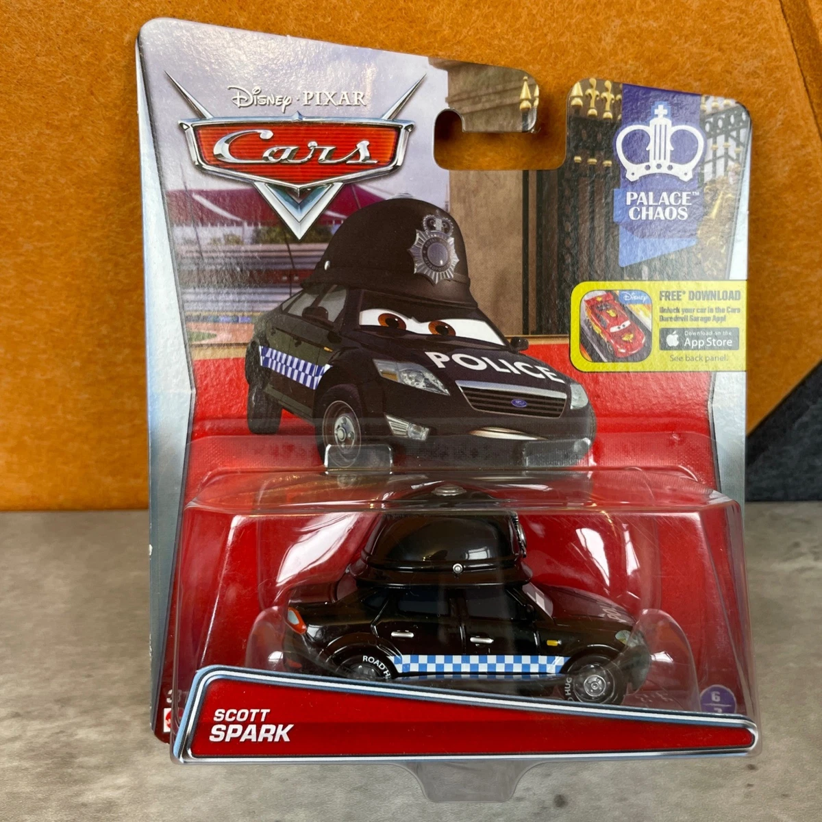 Preços baixos em Mattel Disney Pixar Cars Polícia Veículos de