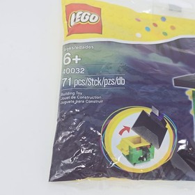 LEGO Halloween Seasonal Witch 40032 Polybag Building Toy New Sealed 2012