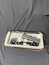 Freightliner Dump Truck & Trailer Super Alloy All Metal Model – Box Damaged
