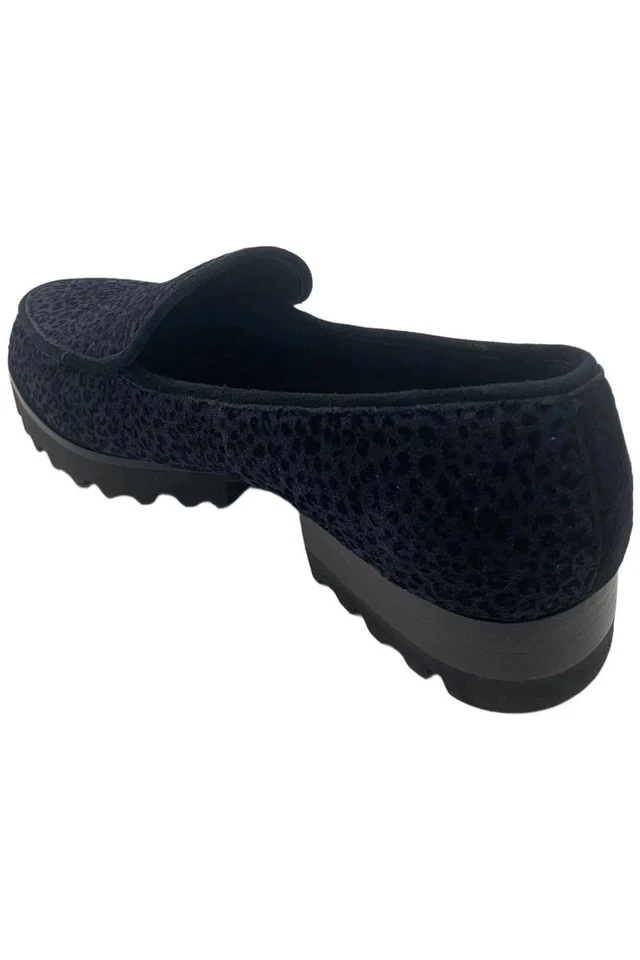 Mocasines Donald Pliner para mujer de gamuza con estampado animal plataforma azul Foto 3 de 3