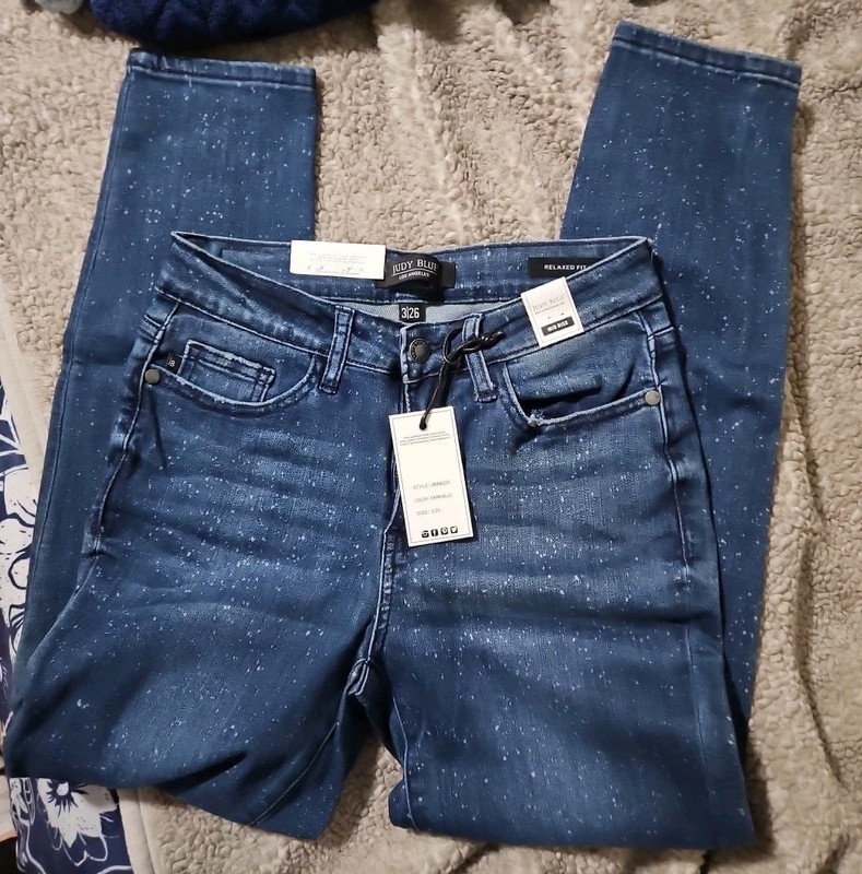 Judy Blue Mid-rise Dark Blue Jeans Size 3/26