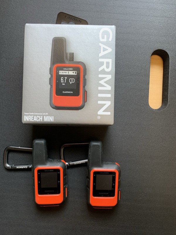 Garmin inReach Mini 2 Compact GPS Satellite Communicator 010-02602-00, Flame Red