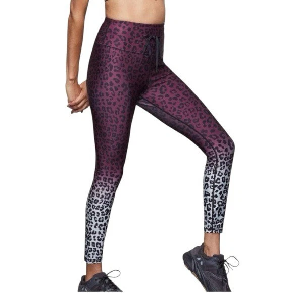 NUEVO CON ETIQUETAS Leggings Good American The Ombre Leopardo Cintura Ceñida 7/8 Talla 5-2X Foto 2 de 4