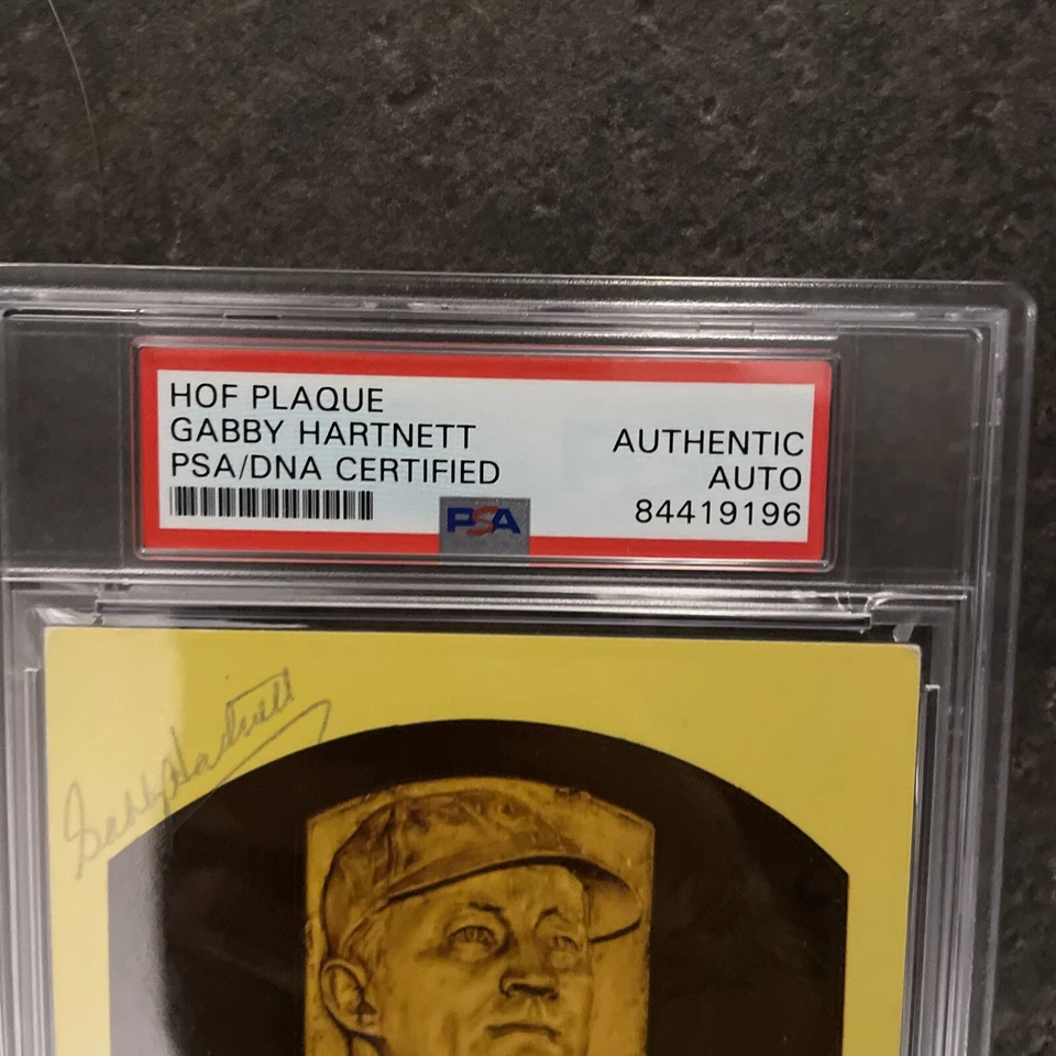 RARE BASEBALL HOF AUTOGRAPH SIGNED PLAQUE CARD GABBY HARTNETT PSA /DNA SLABBED - Image 3 of 4