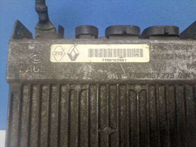 RENAULT ECU Engine Control Unit 7700102861 Hom7700867279  