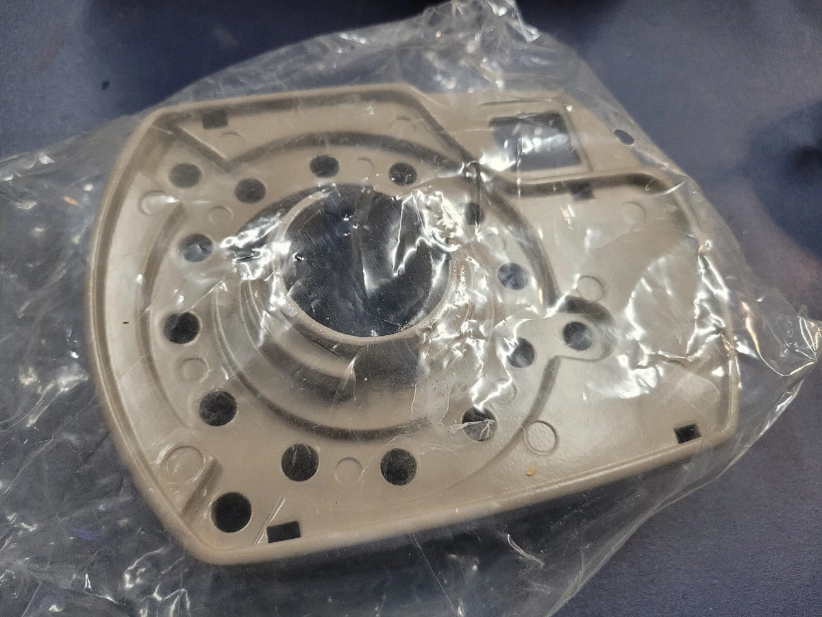 New NOS Mercury Mercruiser Control Bezel 822216-C1 881173T2  