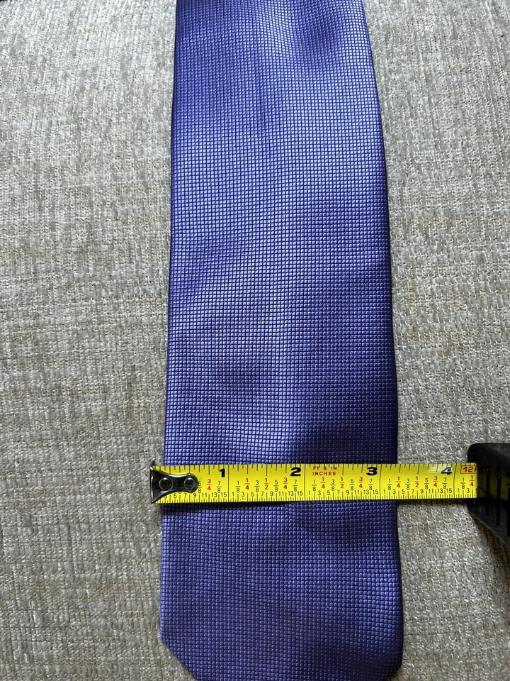 Corbata púrpura Dan Smith Foto 3 de 4