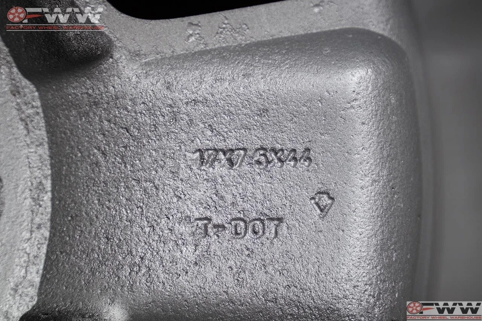 Rueda Ford Mercury Explorer Mountaineer 2002-2005 17" 2L2Z1007CA Foto 4 de 4