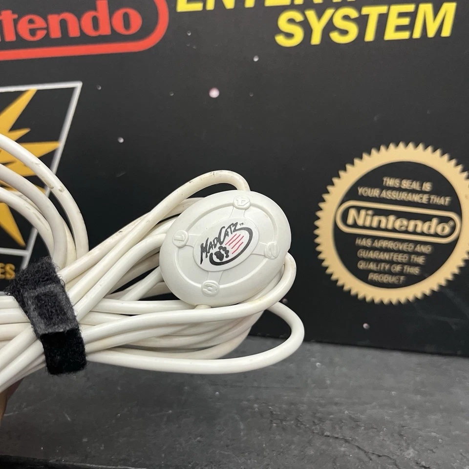 Mad Catz Game Boy Pocket Color & Advance Game Link Cable FREE TRACKED POSTAGE - Image 2 of 4