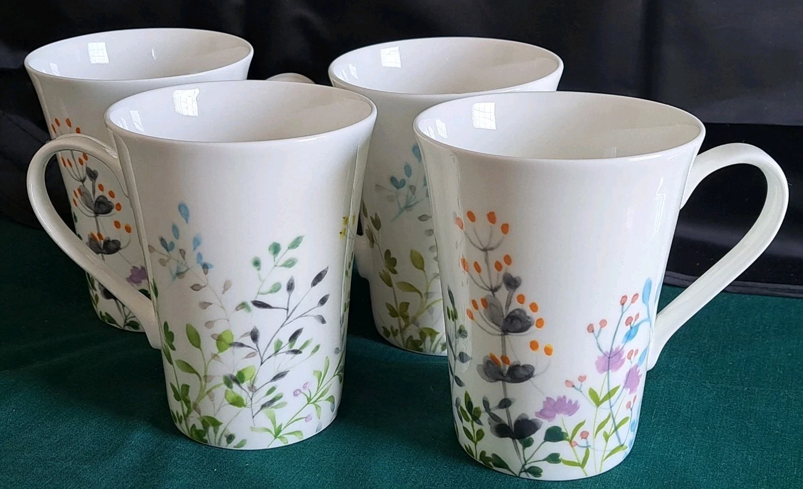 Mikasa Tivoli Garden Mugs - Thumbnail 5