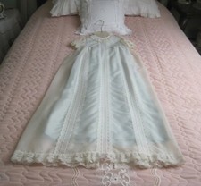 Zauberhaftes antikes Taufkleid creme/blau Vintage Shabby Chic Deko Brocante