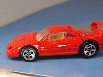 Hot Wheels 1988 Red Ferrari F40 | eBay