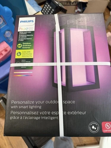 Philips Hue Impress Outdoor Wall Light