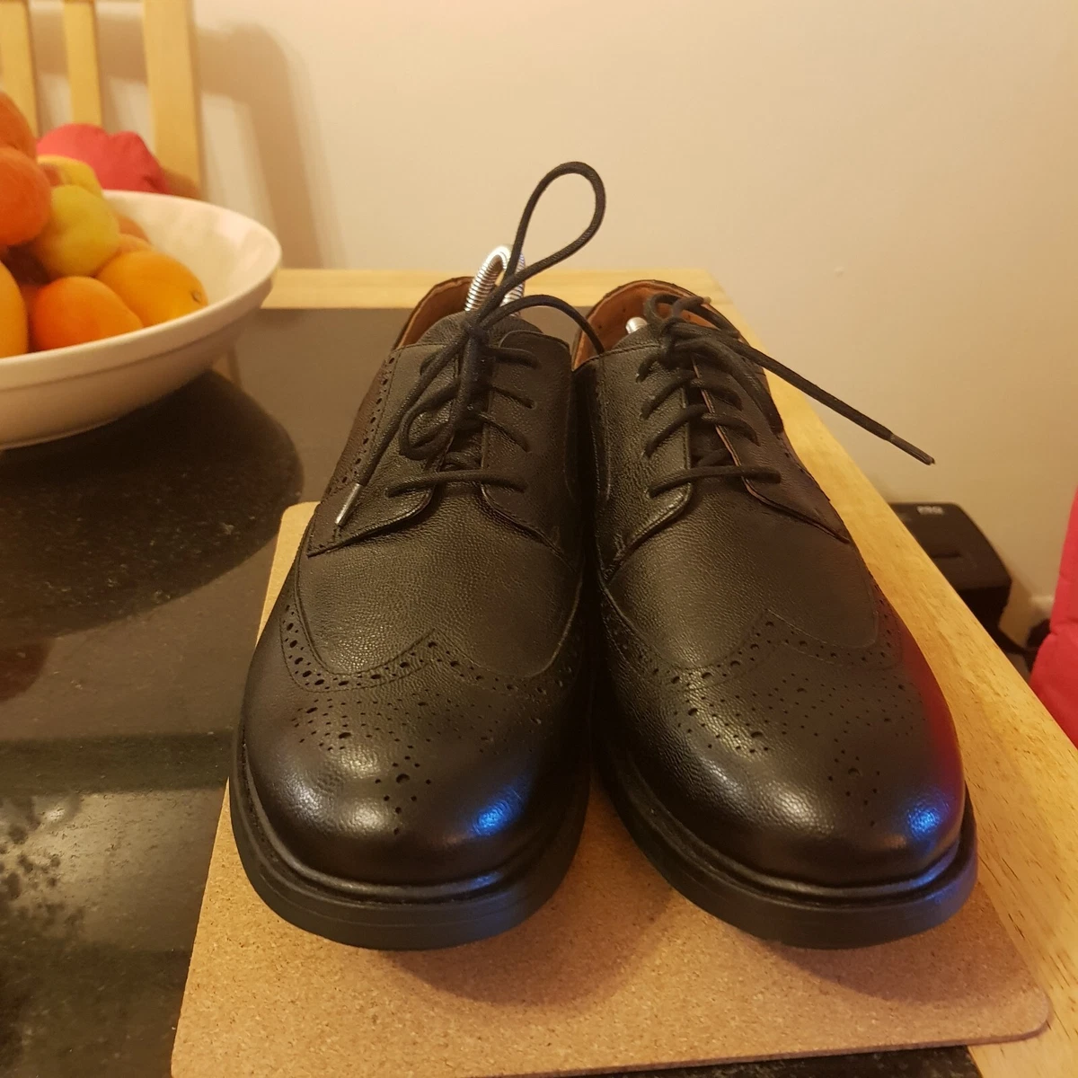 BEAUTIFUL GRAINED BLACK LEATHER ACTIVE AIR BROGUES by CLARKS