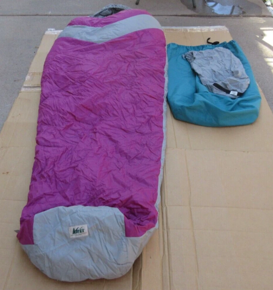 REI Recreation Equipment Inc Down 78" x 26" Sleeping Bag w/ Carry Bag