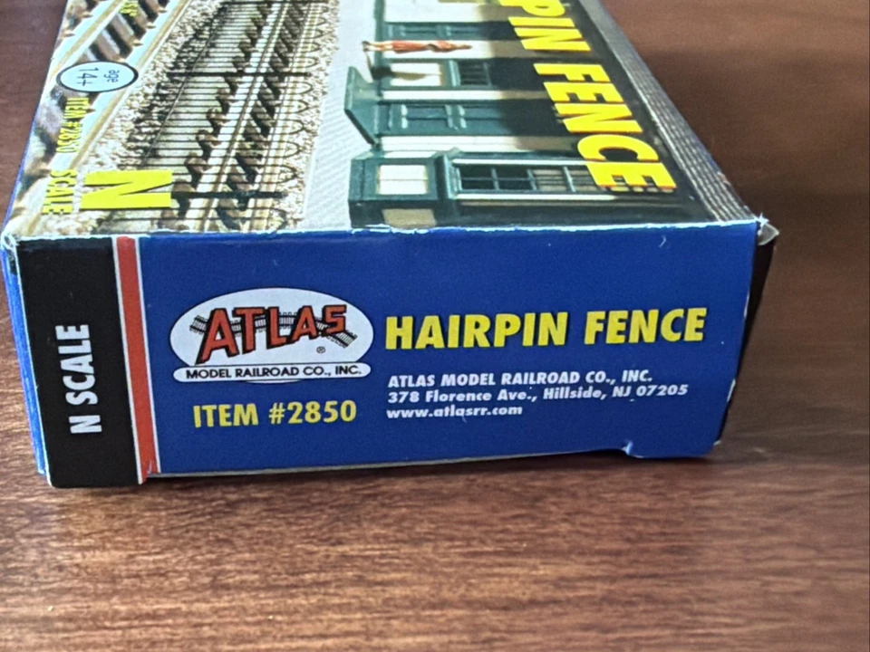 Atlas N Scale Hairpin Fence #2850 - Image 2 of 3