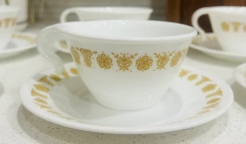 Vintage Corelle by Corning Butterfly Gold Hook Handle Coffee Tea Cup Saucer