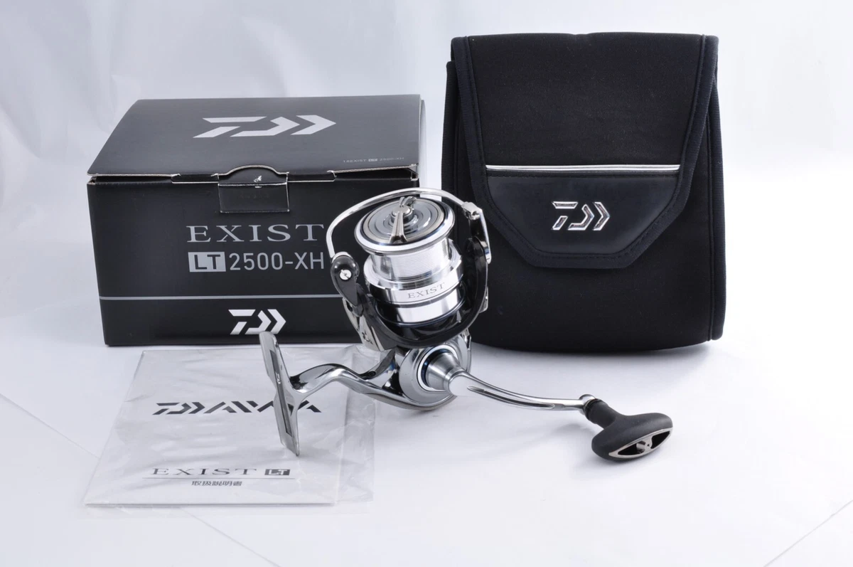 Near mint Daiwa 18 EXIST LT 2500-XH Spinning Fishing Reel From