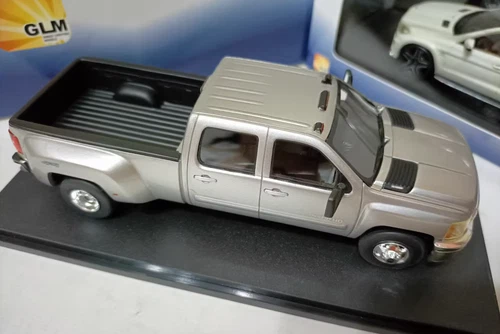 GLM 1/43 Resin car model Chevrolet Silverado 3500HD 4x4 Big Dooley Pick-Up 2011 - Picture 4 of 5