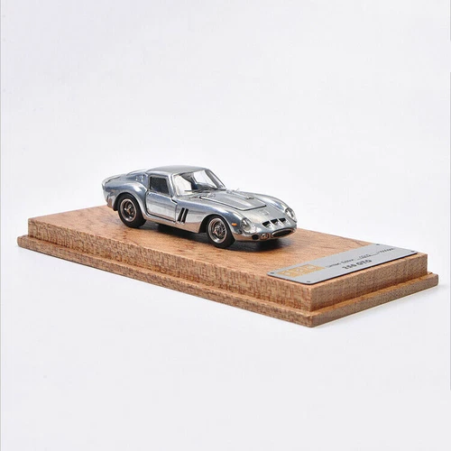 PGM 1:64 Ferrari 250GTO Silver Plating Limited Diecast Car Model Regular Version - Picture 5 of 7
