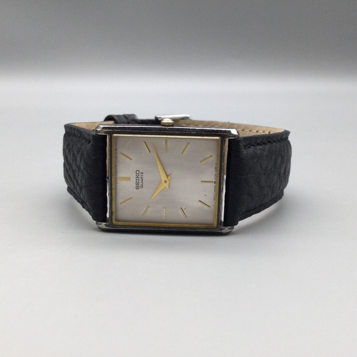 Vtg Seiko Tank Watch Unisex 25mm Silver Tone 5Y30-5399 Vtg Seiko Tank Watch Unisex 25mm Silver Tone 5Y30-5399