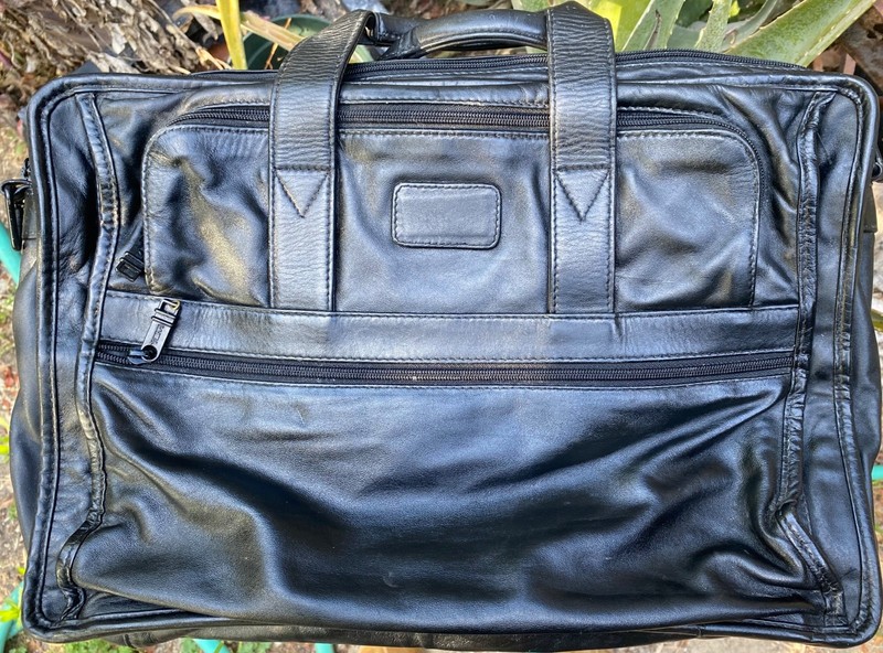 Tumi Leather Laptop Briefcase Bag 18X12X3" Expandable EX/Cond.+ Tags L.A,CA p/u
