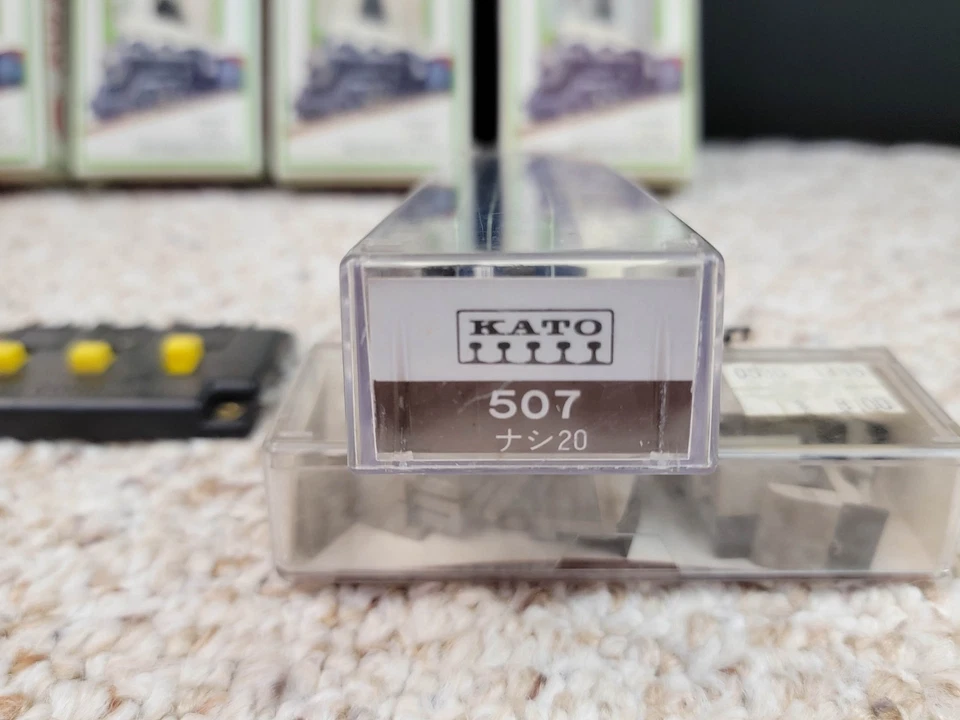 N-Scale Model Railroad Bundled Lot ~ Kato ~ Atlas ~ Model Power Railroad Signal - Image 4 of 4