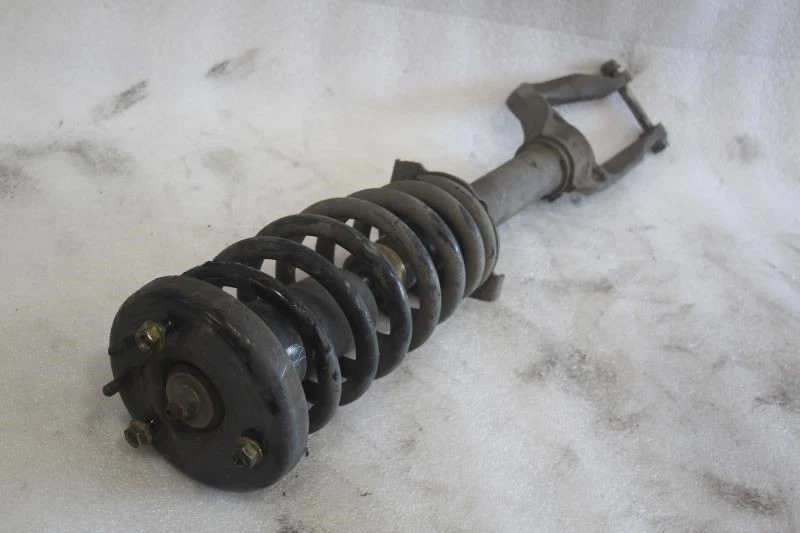 Acura Cl 2003 lado del pasajero derecho puntal delantero resorte Foto 2 de 4