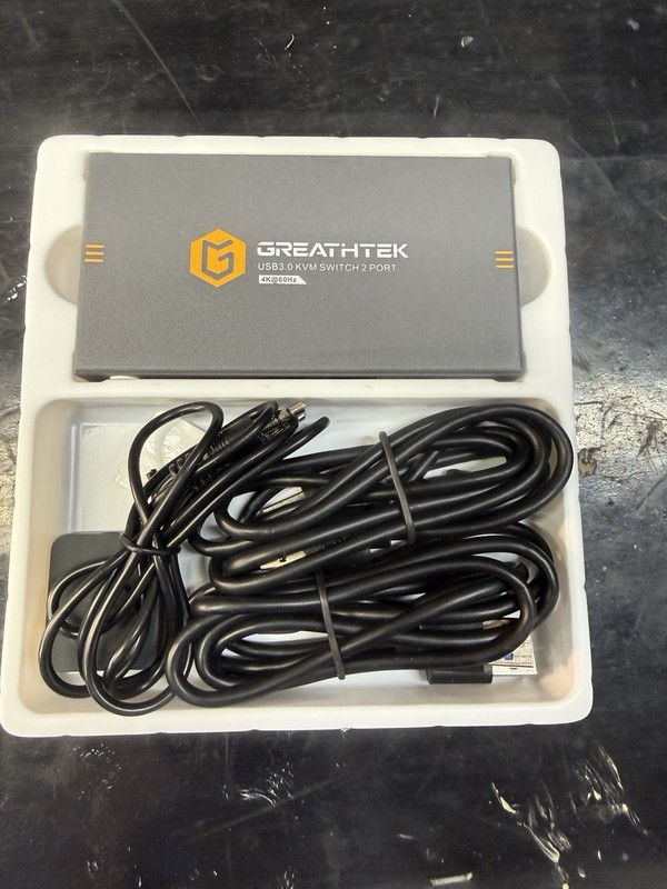 Greathtek USB KVM Switch 2 In 1 Out